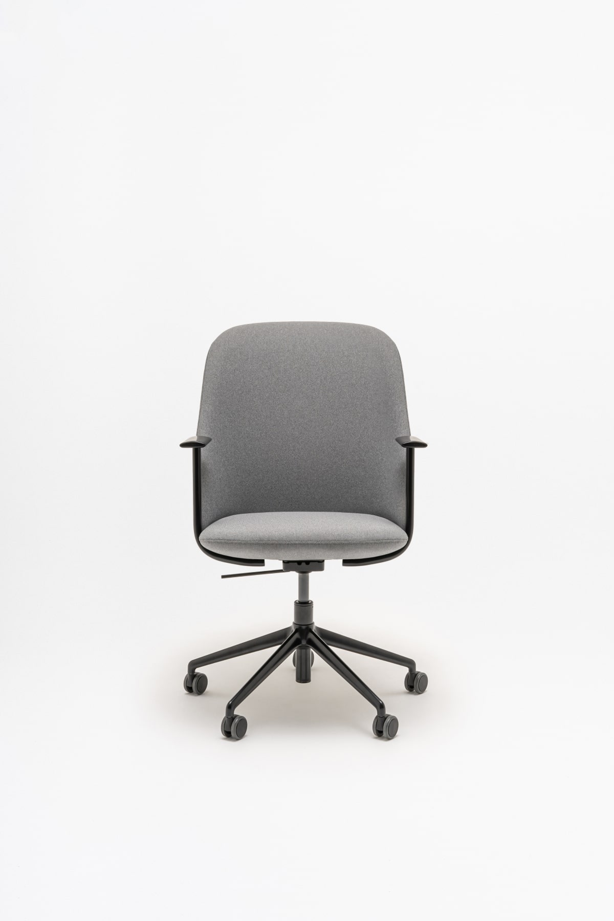 Paralel executive chair